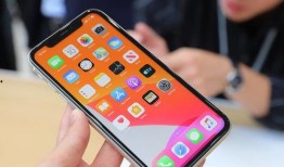 手拿手机爆料博主视频,手拿手机，揭秘科技圈幕后风云